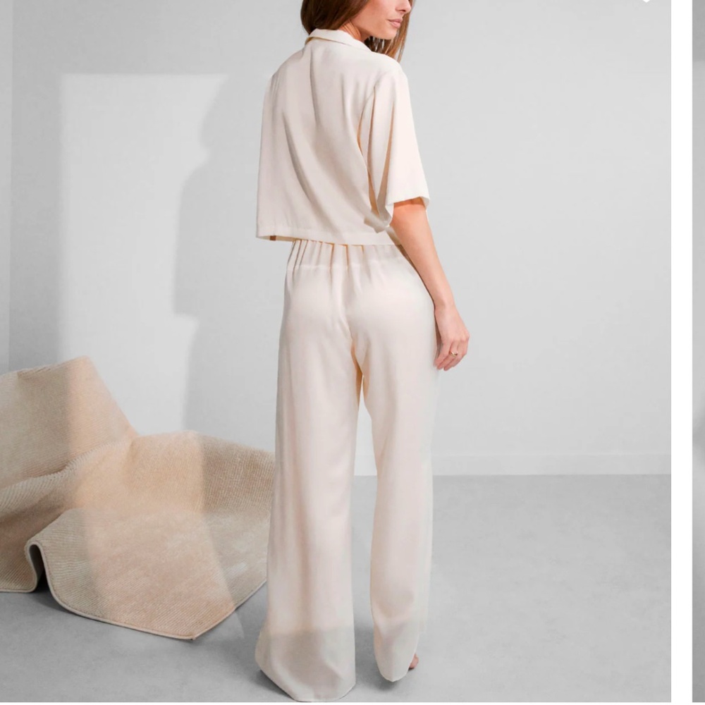 LUNYA BNWT Washable Silk High Rise Pant Set in Tranquil White Size M - Picture 3 of 9